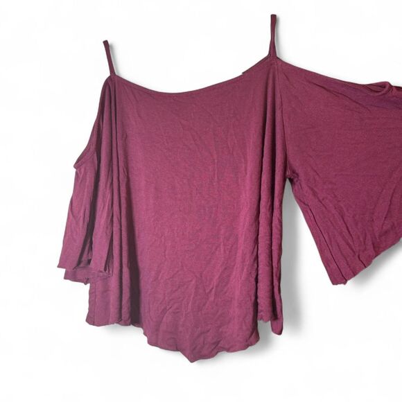 American Eagle Burgundy Cold Shoulder Top Size M - Picture 4 of 5